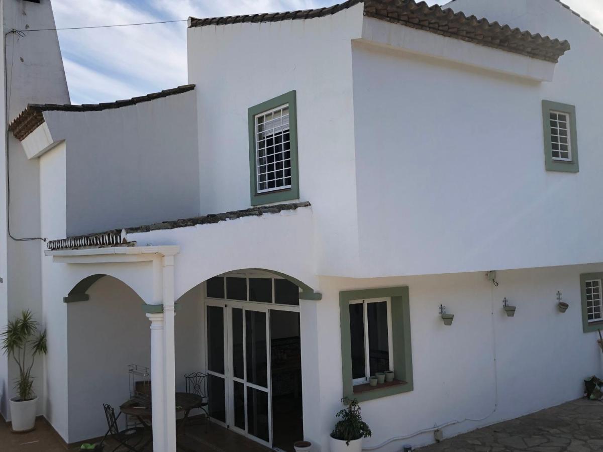 Dom wakacyjny Mikaela House Marbella Malaga *